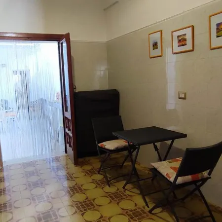 Un Passo Dal Mare Апартаменты *